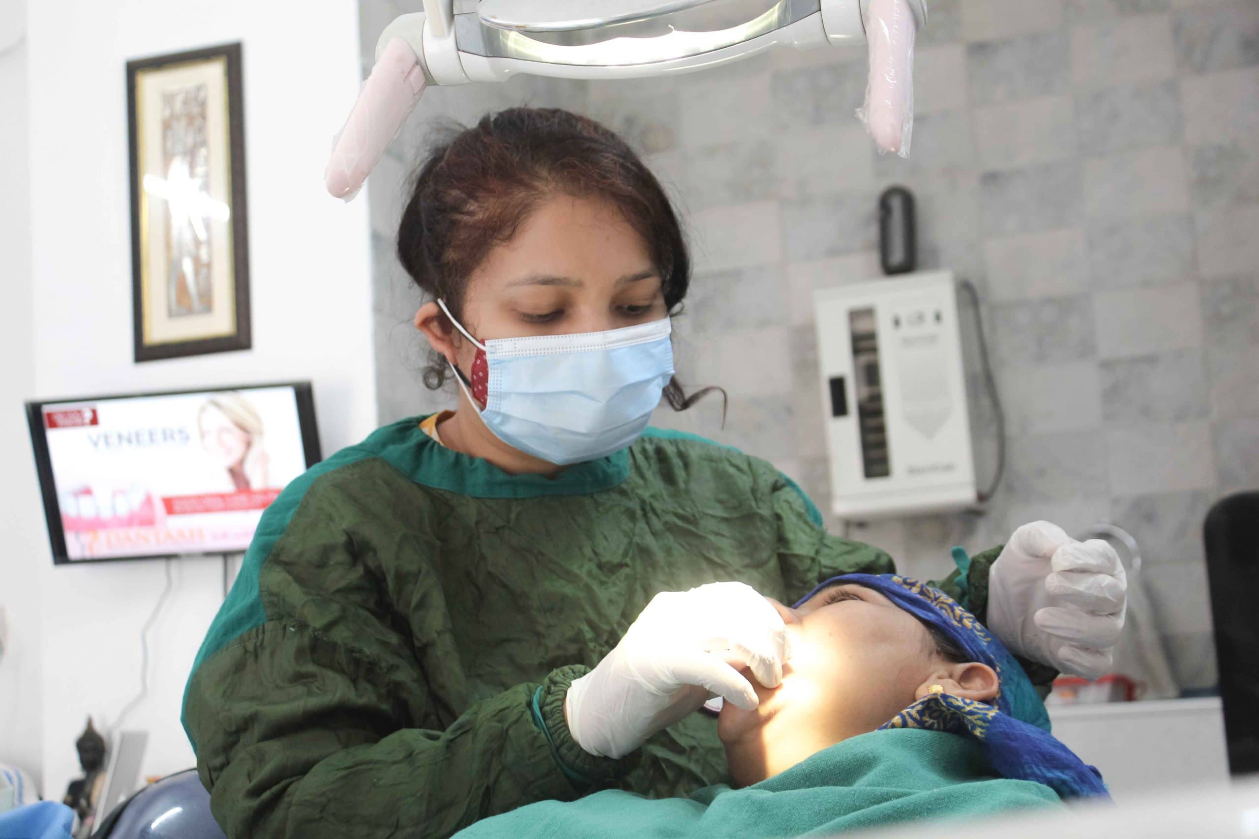 Best Dental Clinic in Ahmedabad, Dental Clinic near me with fees Dentist: Best dental clinic in Ahmedabad | Cosmetic dentistry in Chandkheda Dentist: Best dental clinic in Ahmedabad | Cosmetic dentistry in Chandkheda